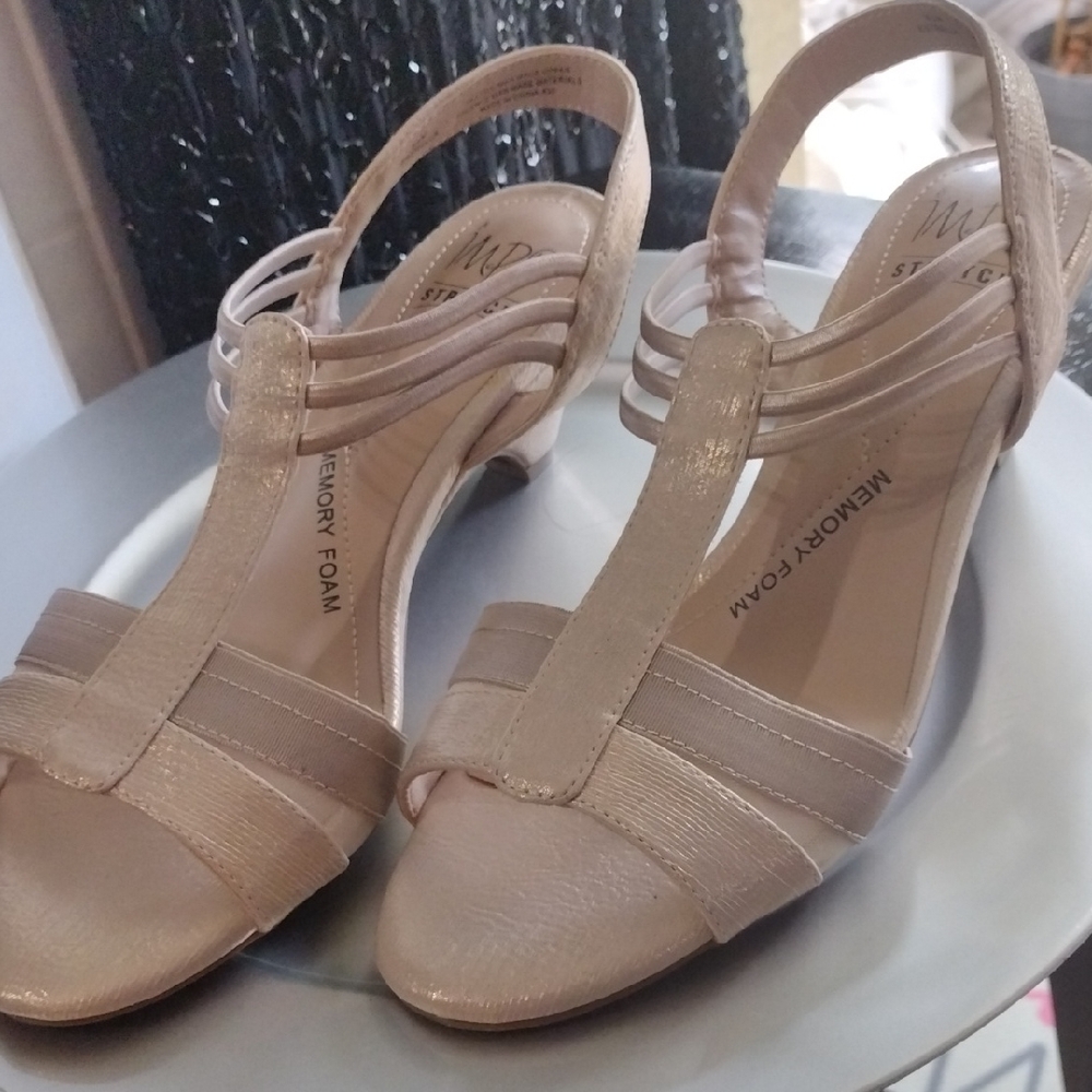 Impo Cream Strappy Sandals Versatile Design